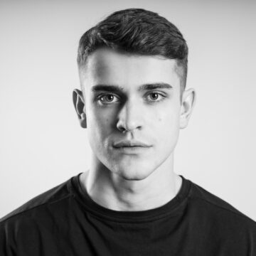 Максим Девізоров